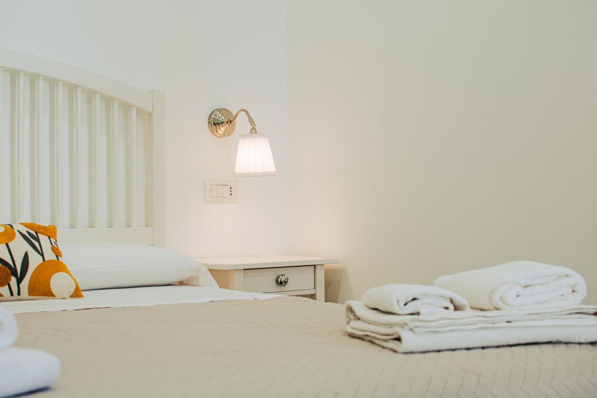 B&B Lara'S Home By I Borbone Napoli Dış mekan fotoğraf