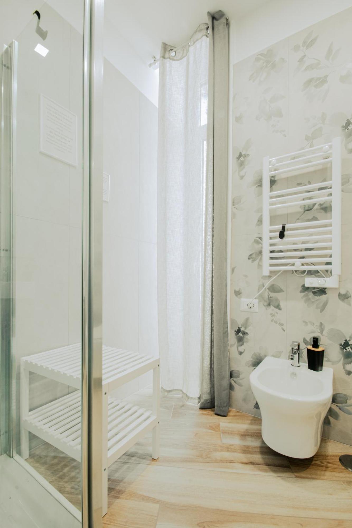 B&B Lara'S Home By I Borbone Napoli Dış mekan fotoğraf